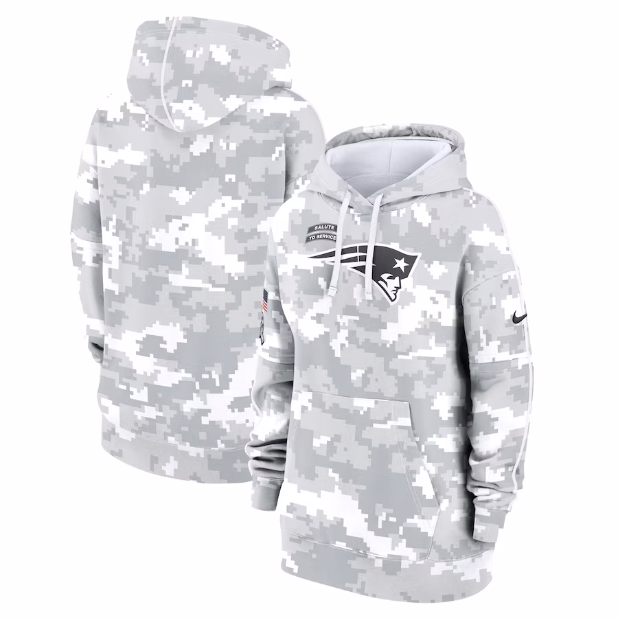 Women's New England Patriots Nike Arctic Camo 2024 Salute To Service Club Fleece Pullover Hoodie - Puhuasuan