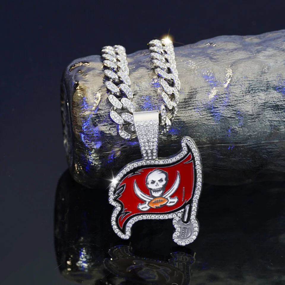 Tampa Bay Buccaneers Football Necklace for Fans - Puhuasuan
