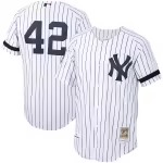 Men's New York Yankees Mariano Rivera Mitchell & Ness White/Navy Home 2000 Cooperstown Collection Authentic Jersey - Puhuasuan