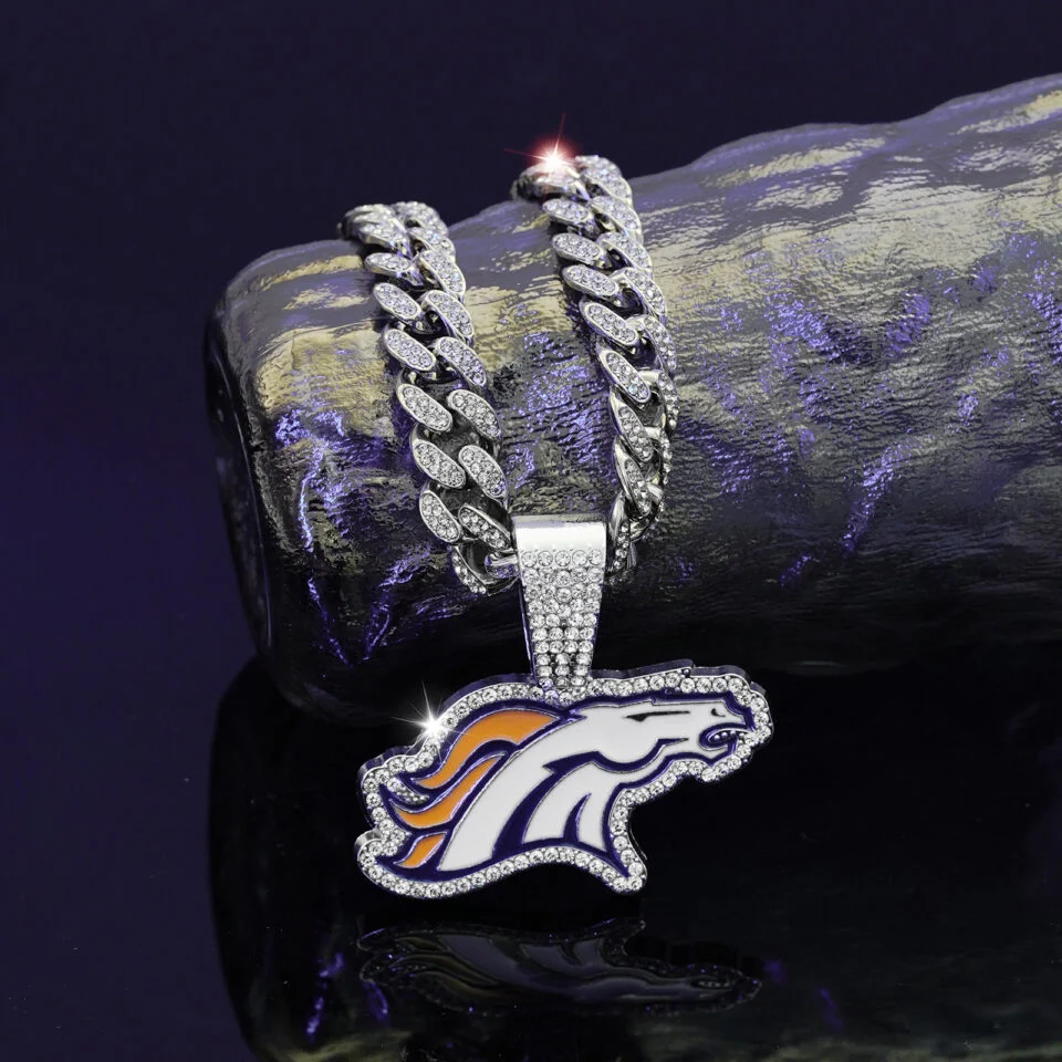 Denver Broncos Football Necklace - Puhuasuan