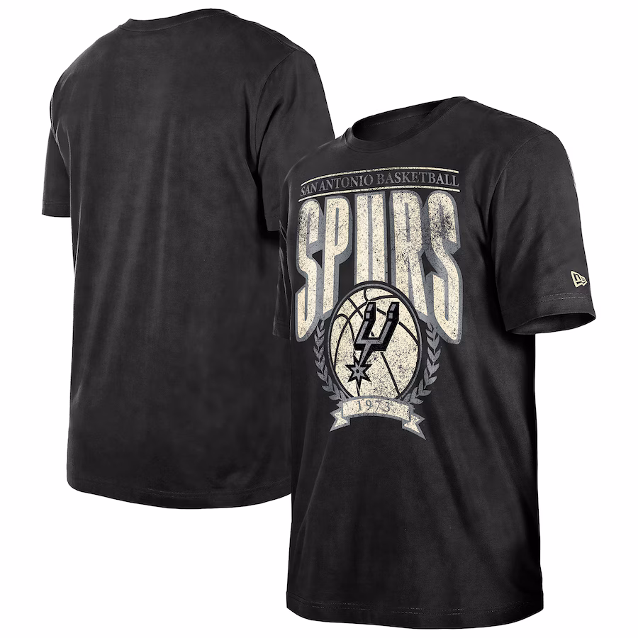 Men's San Antonio Spurs  New Era Black Hardwood Classics Oversized Boxy Mineral Wash T-Shirt - Puhuasuan