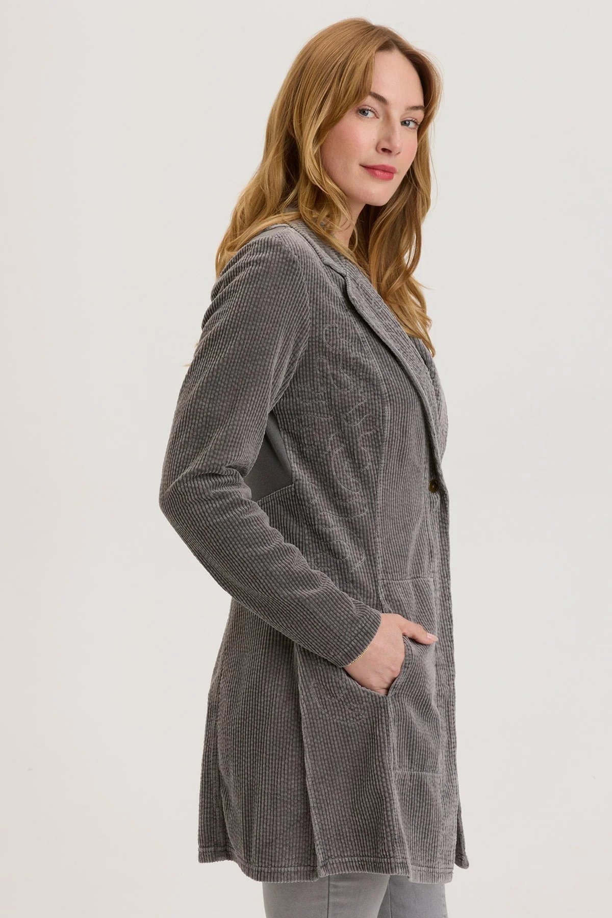 Seema Embroidered Long Coat - Puhuasuan