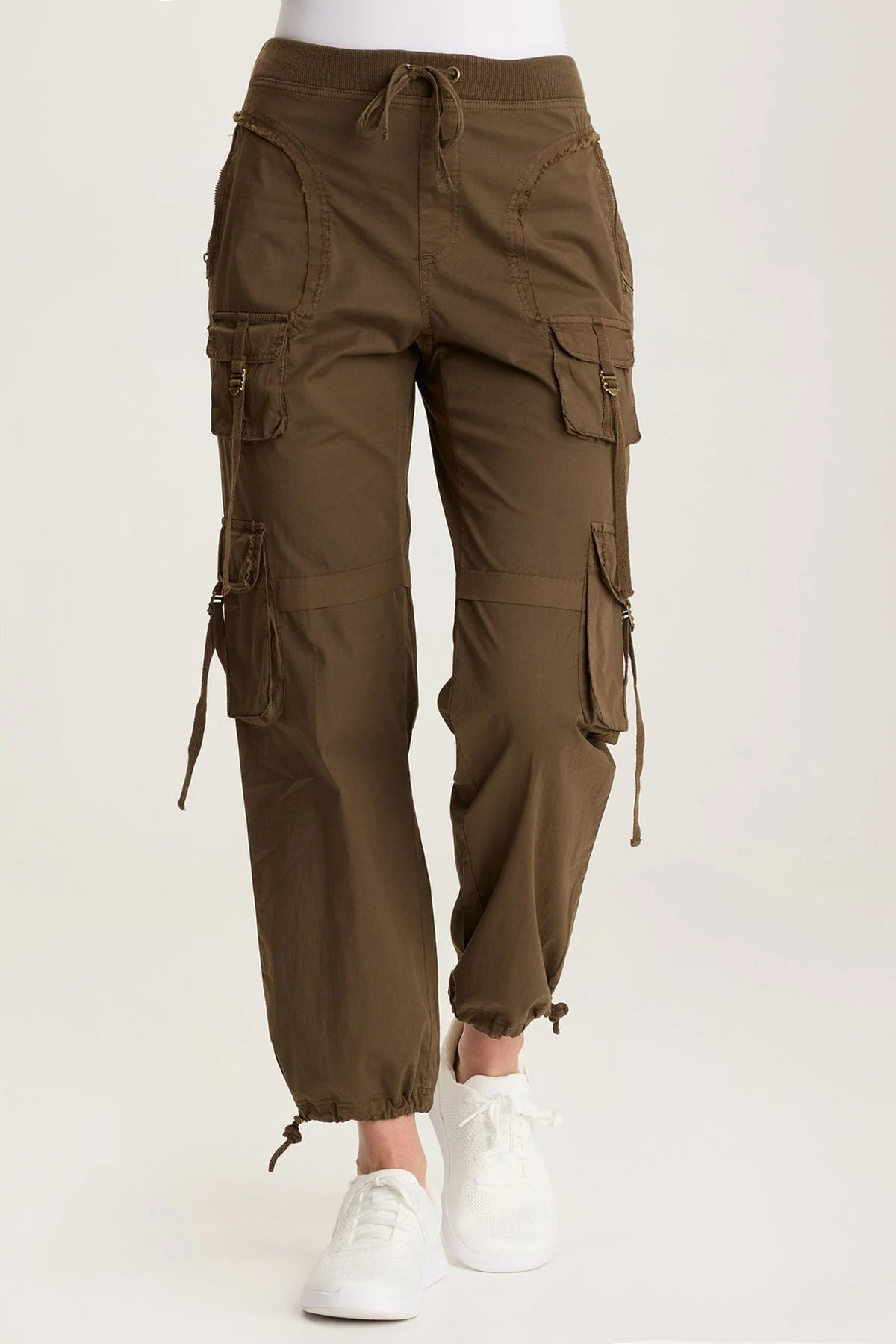 Jillit Poplin Cargo Jogger Crop Pant - Puhuasuan