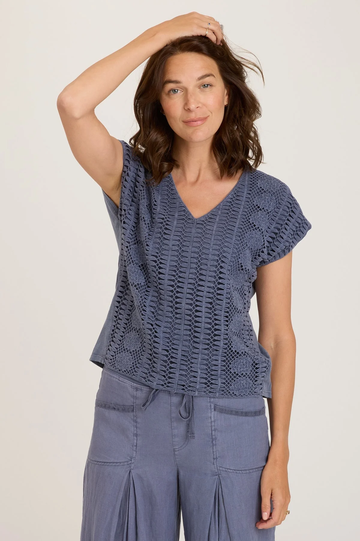 Eaves Top - Puhuasuan