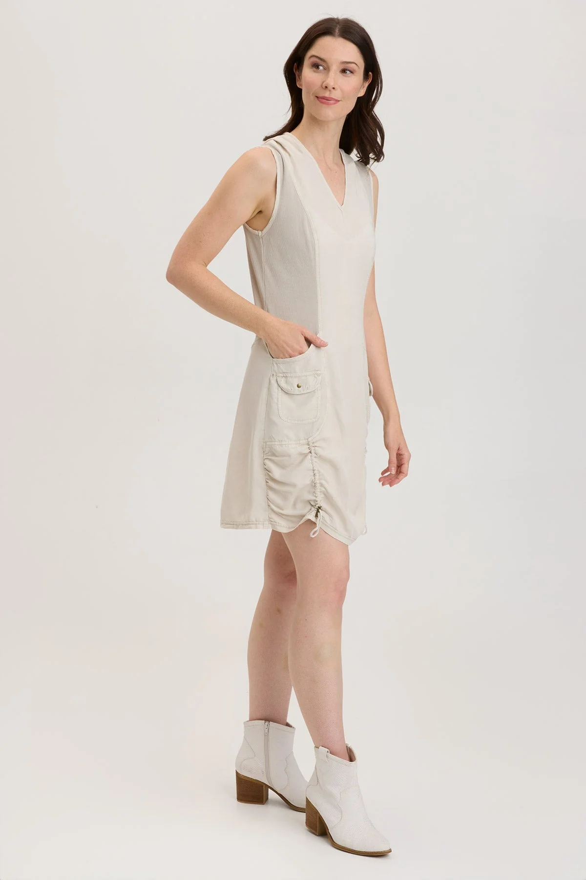 Janina Hooded Dress - Puhuasuan