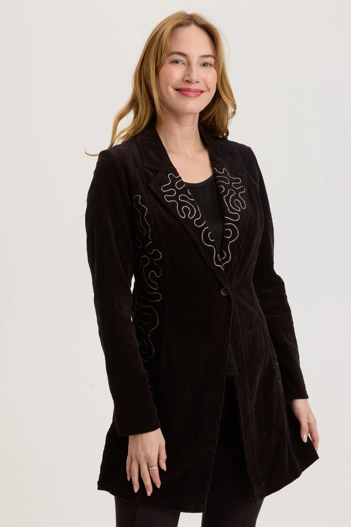 Seema Embroidered Long Coat - Puhuasuan