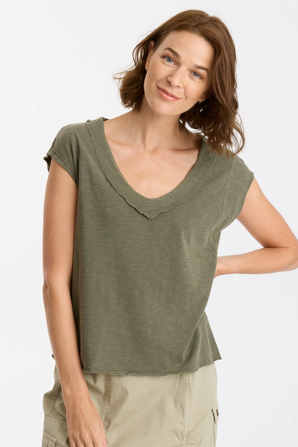 Neela V-Neck - Puhuasuan