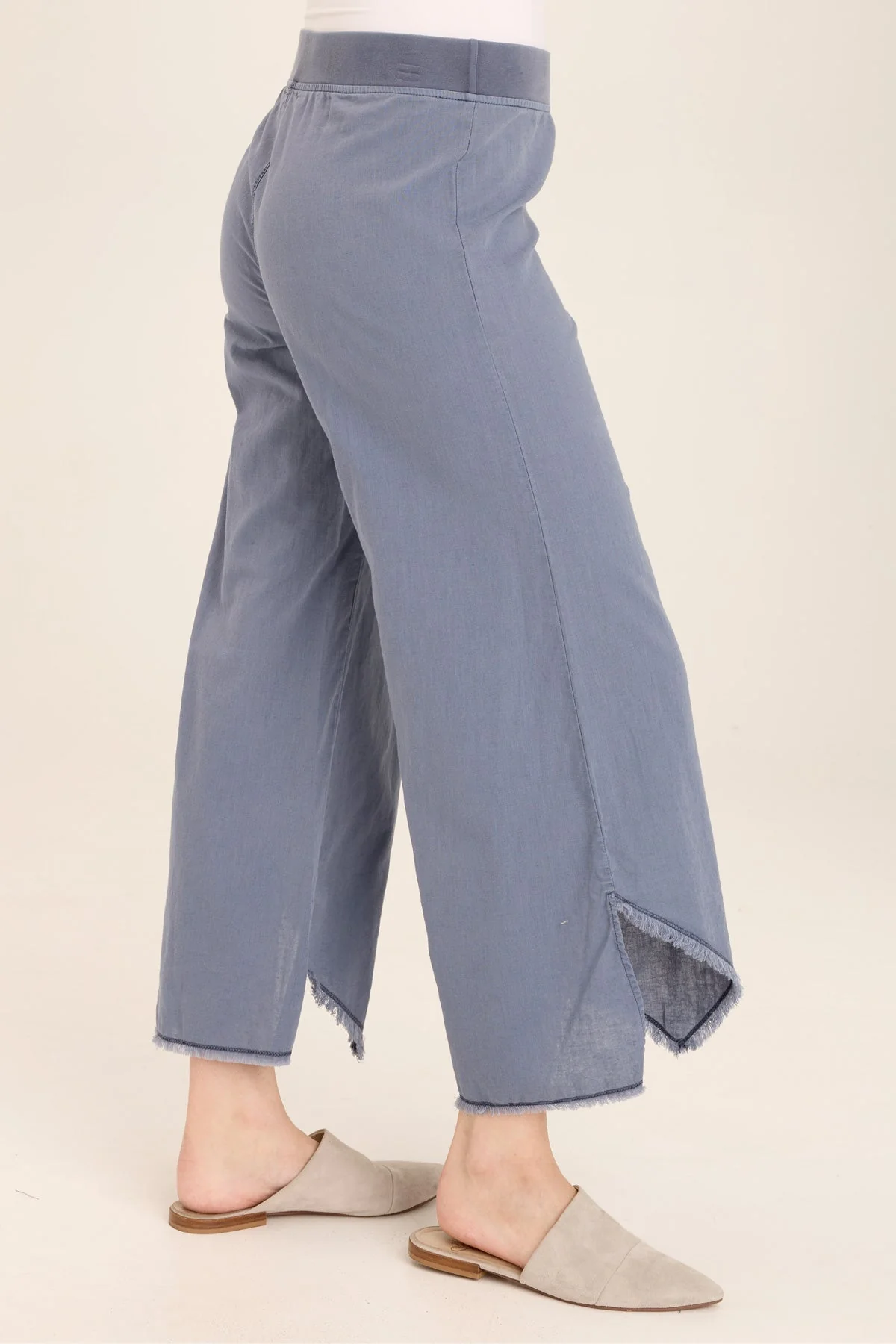 Astri Asymmetric Wide Leg Pant - Puhuasuan
