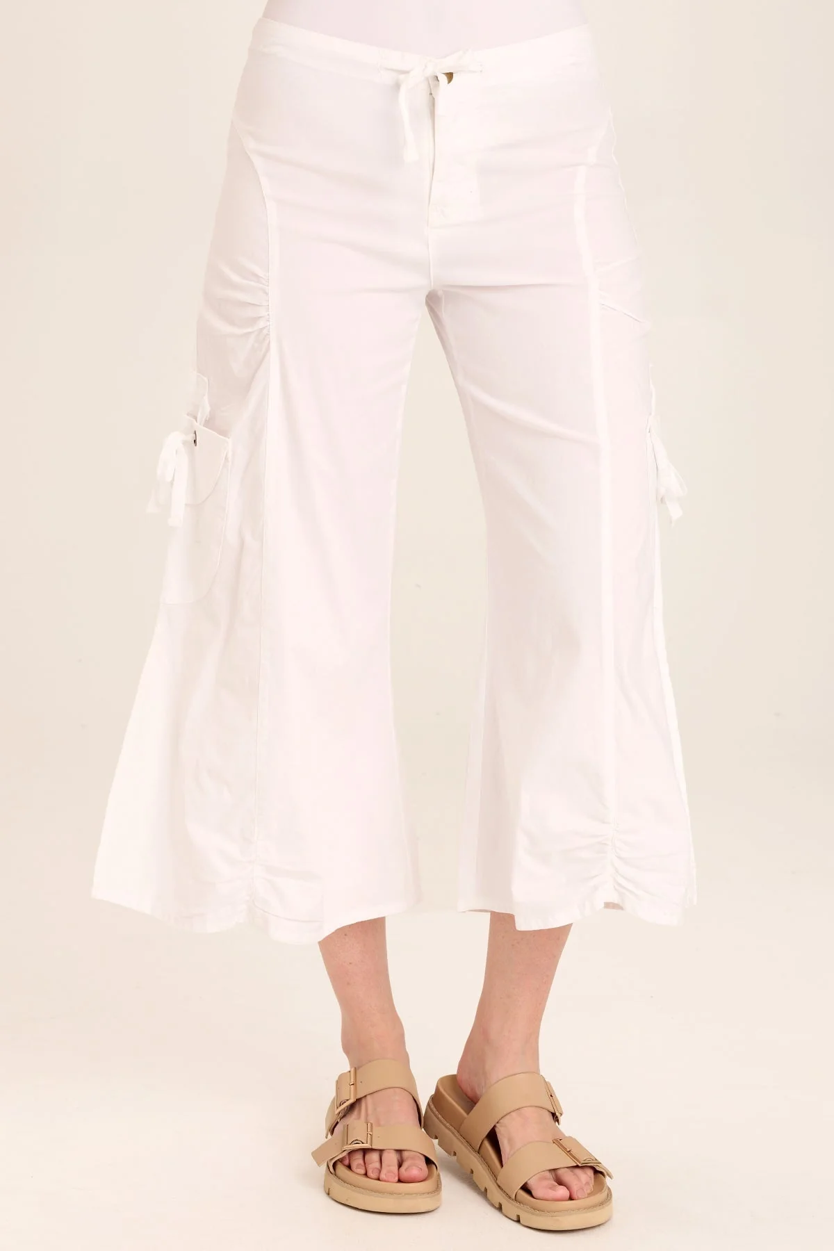 Split Wide-Leg Cargo Gaucho Crop - Puhuasuan