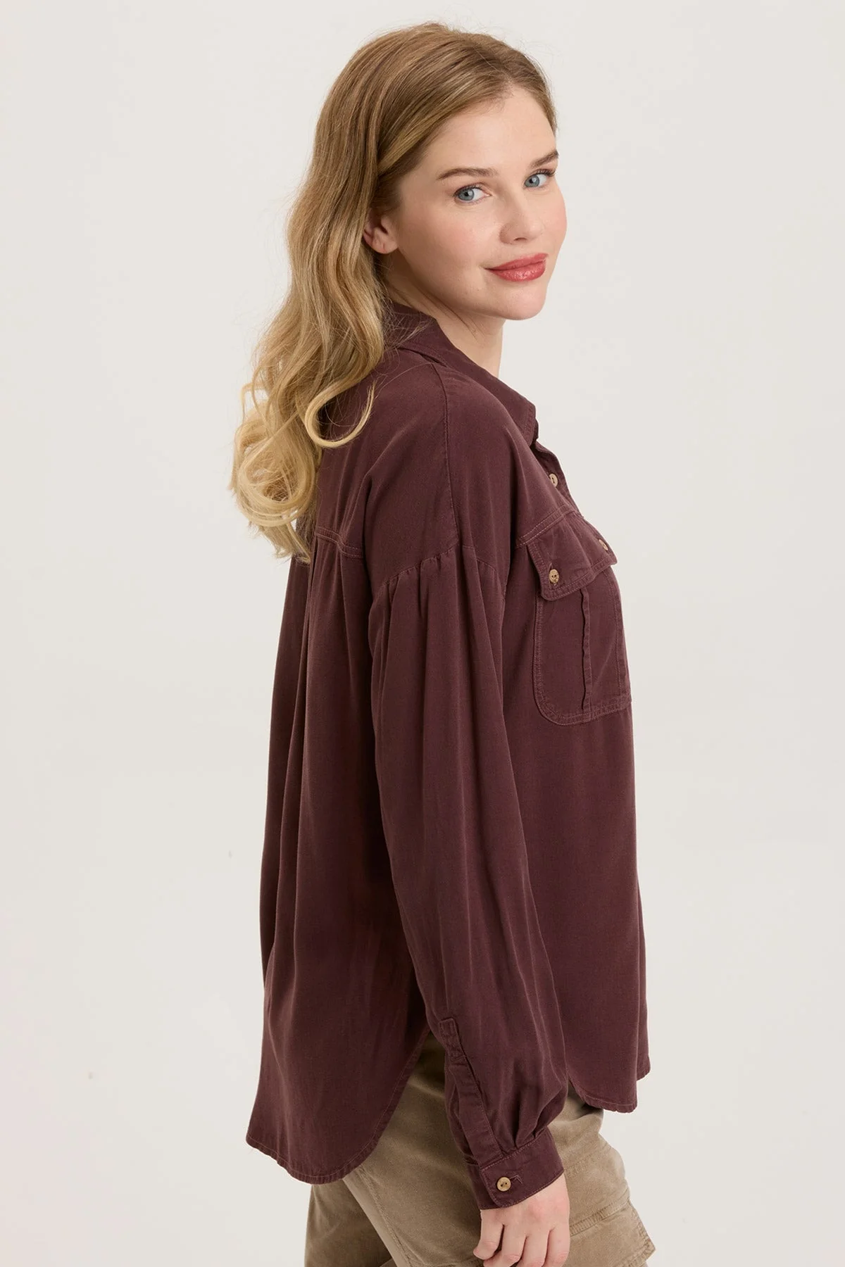 Twill Smithson Button-Up - Puhuasuan