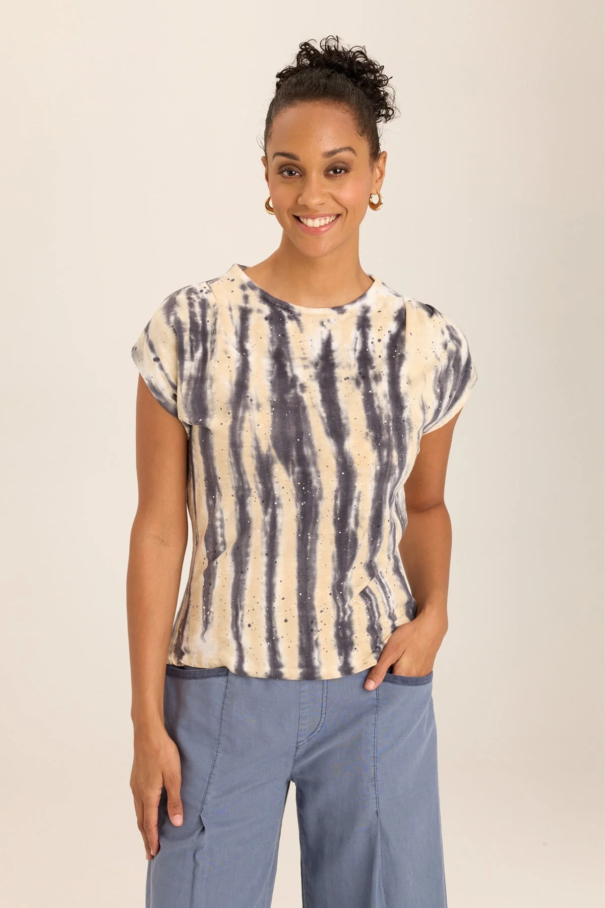 Arwen Soft  Jersey Mock Neck Tee - Puhuasuan