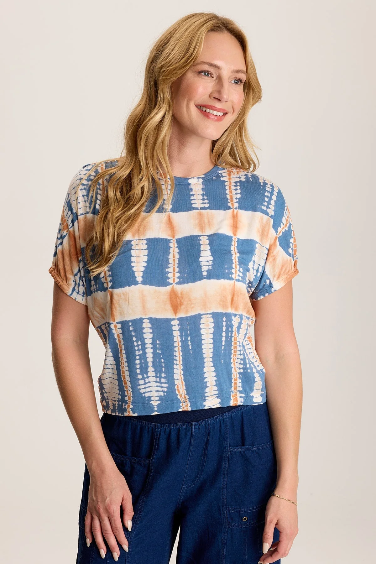 Valensi Soft Jersey Banded Sleeve Tee - Puhuasuan