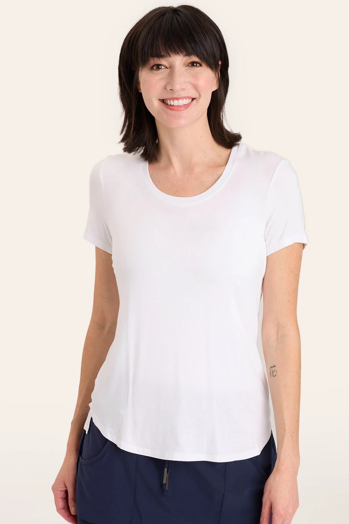 Authority Tee - Puhuasuan