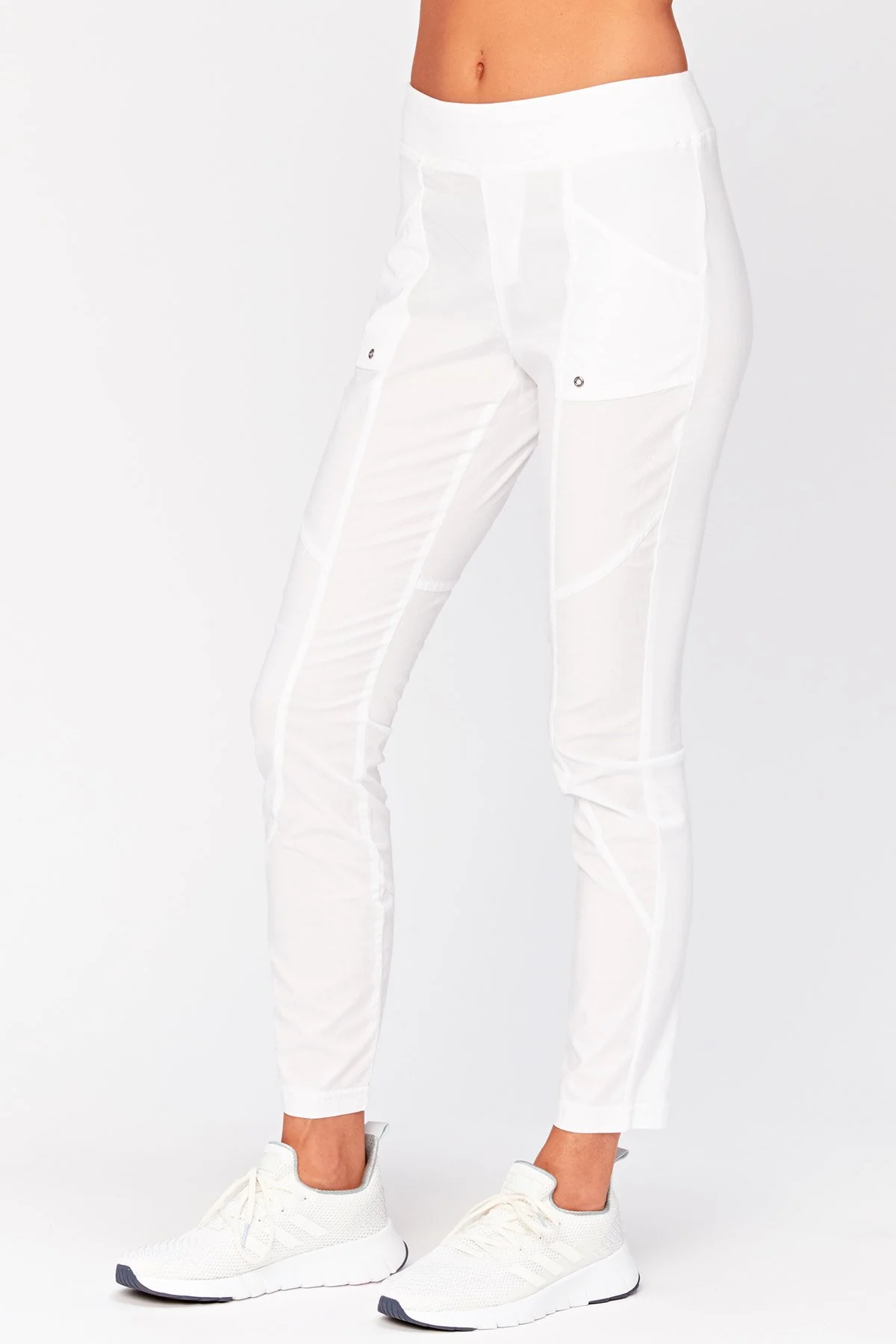 Dalia Pant - Puhuasuan