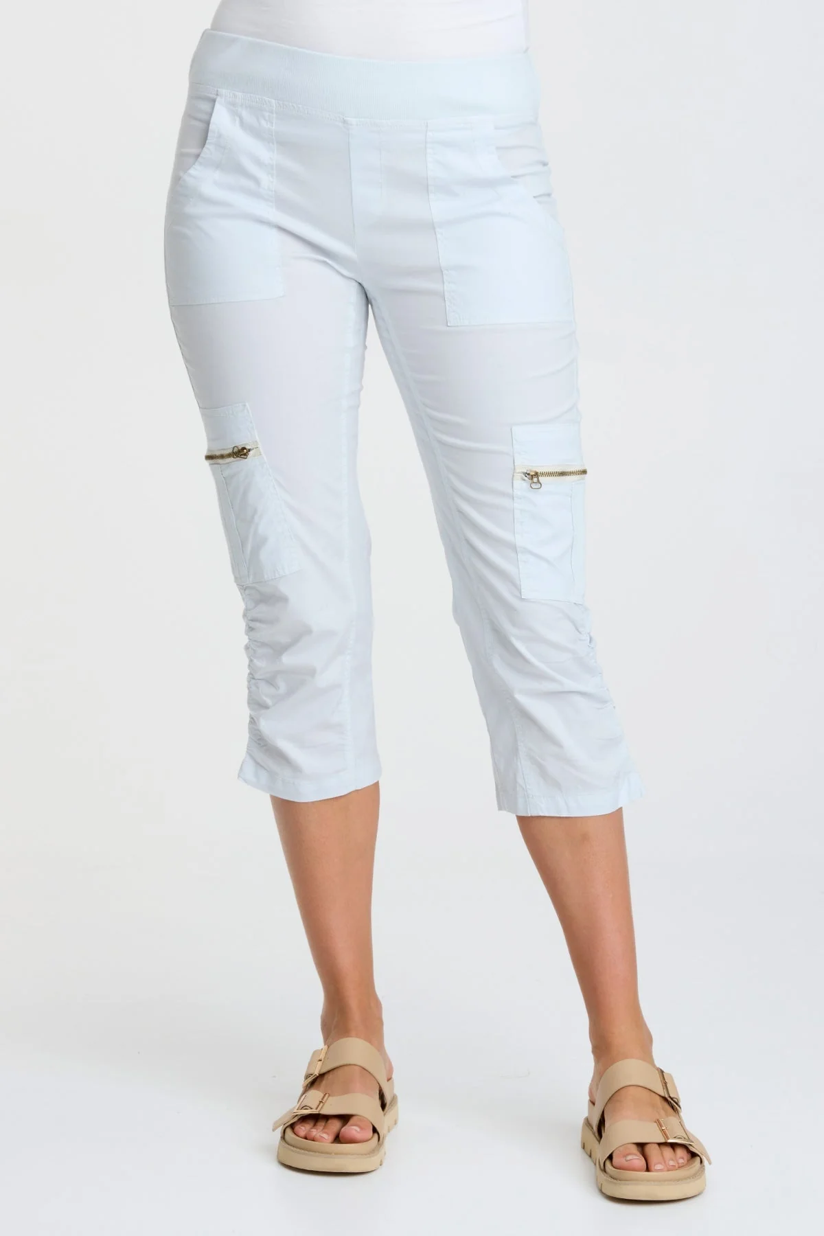 Nadia Crop - Puhuasuan