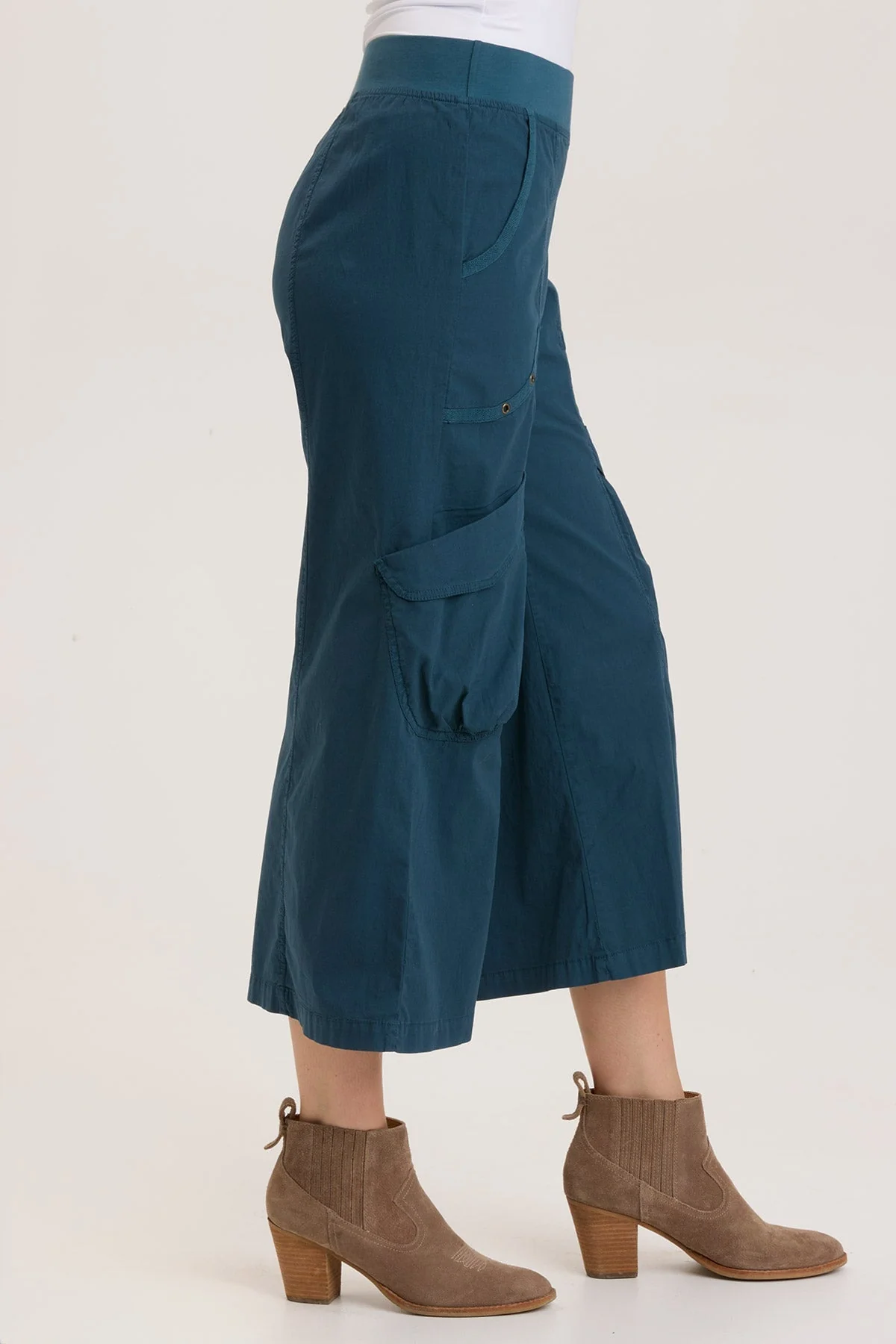 Faulkner Crop - Puhuasuan