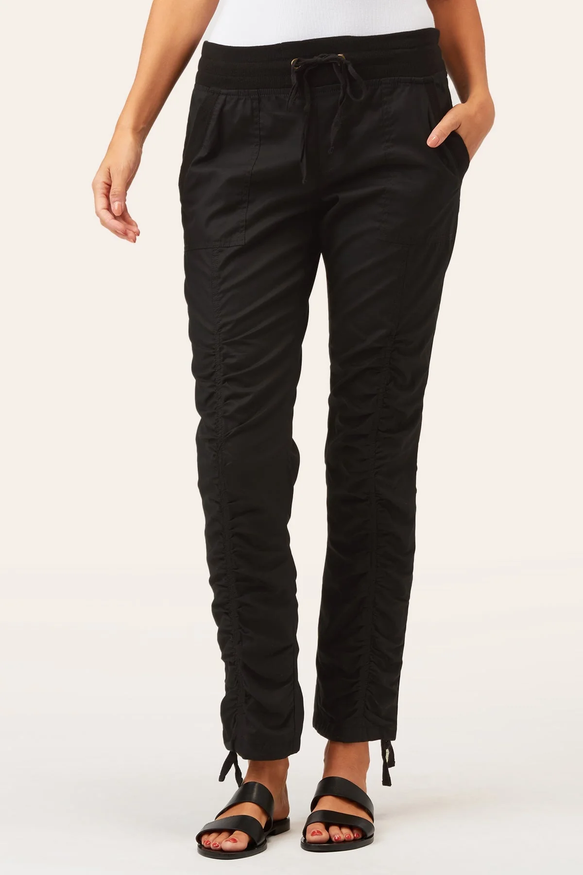 Jules Pant - Puhuasuan