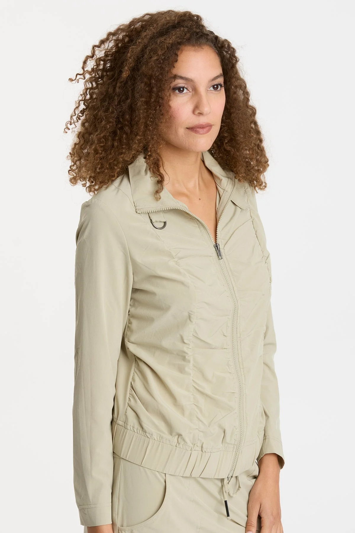 Momentum Jacket - Puhuasuan