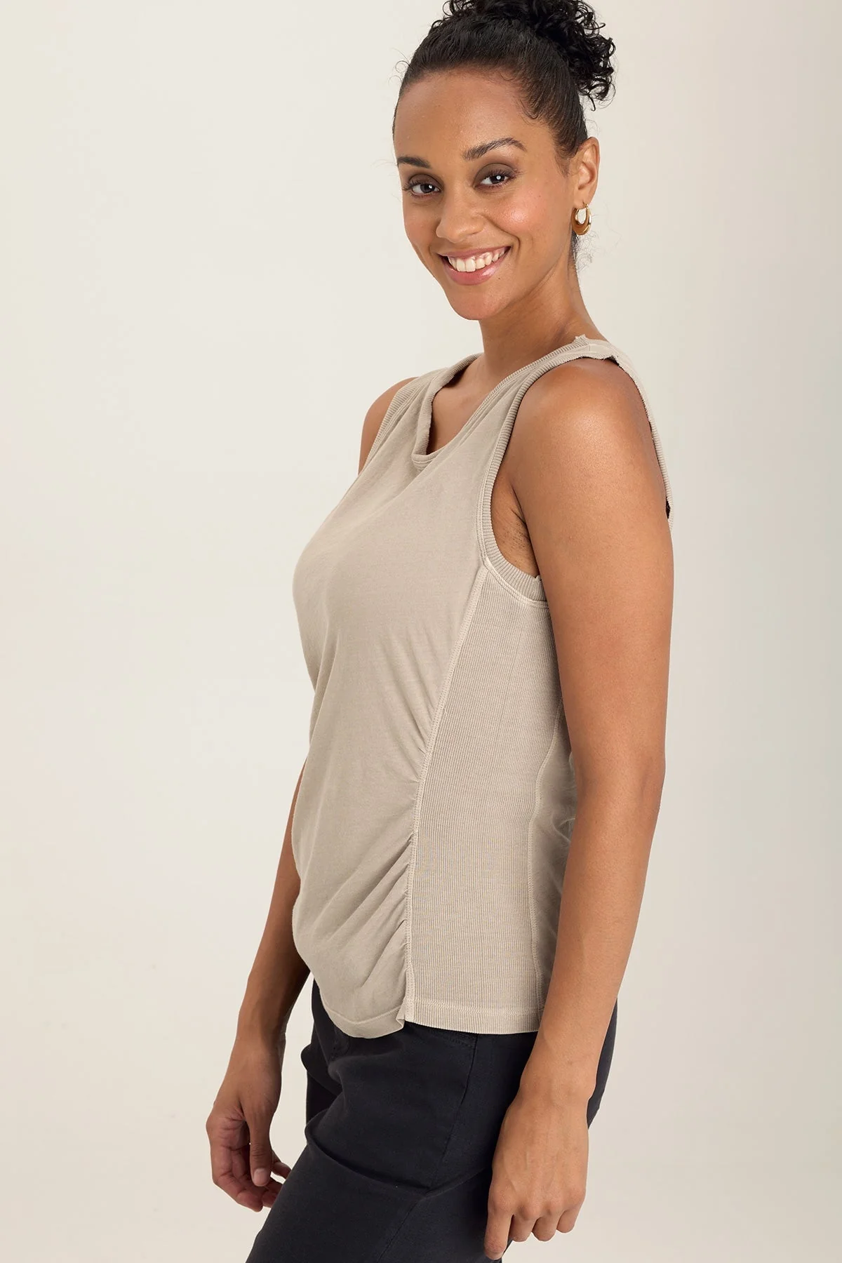 Rexel Tank - Puhuasuan