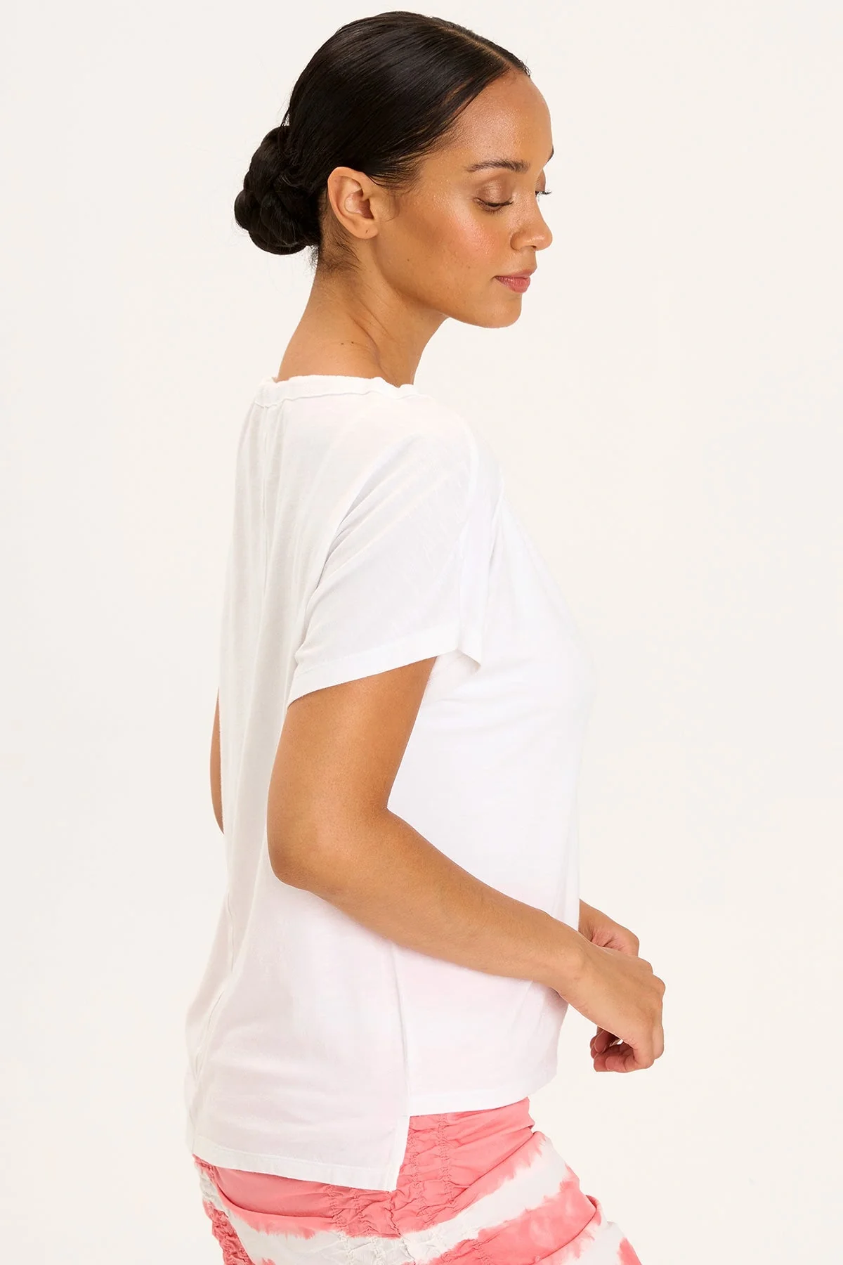 Exelda Tee - Puhuasuan