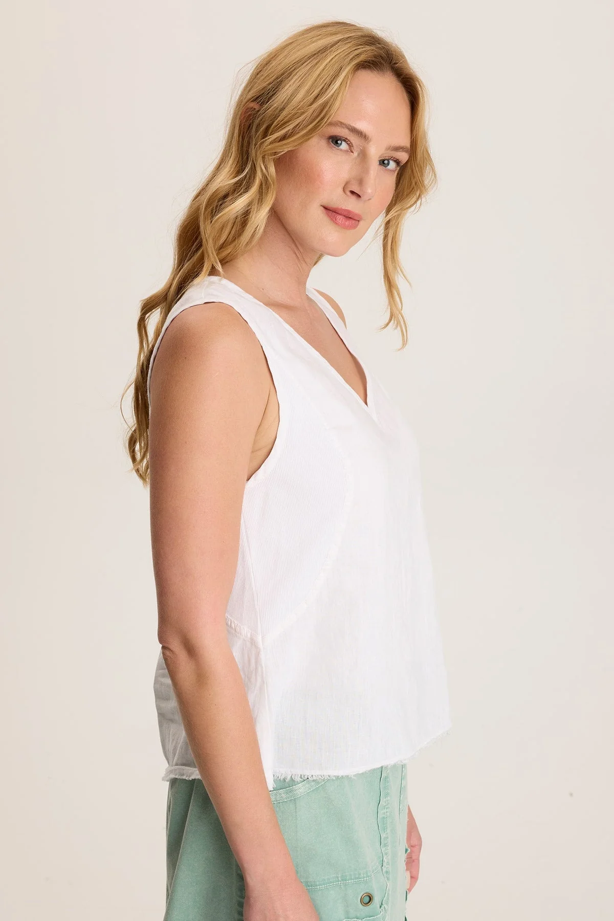 Estine Linen V-Neck Tank Top - Puhuasuan
