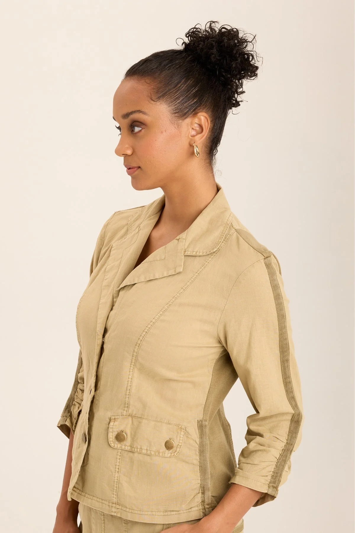 Folksy Linen/Stretch 4-Pocket Shirred Blazer - Puhuasuan