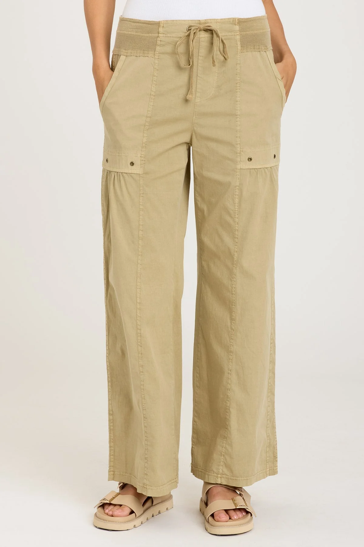 Nisha Wide Leg - Puhuasuan