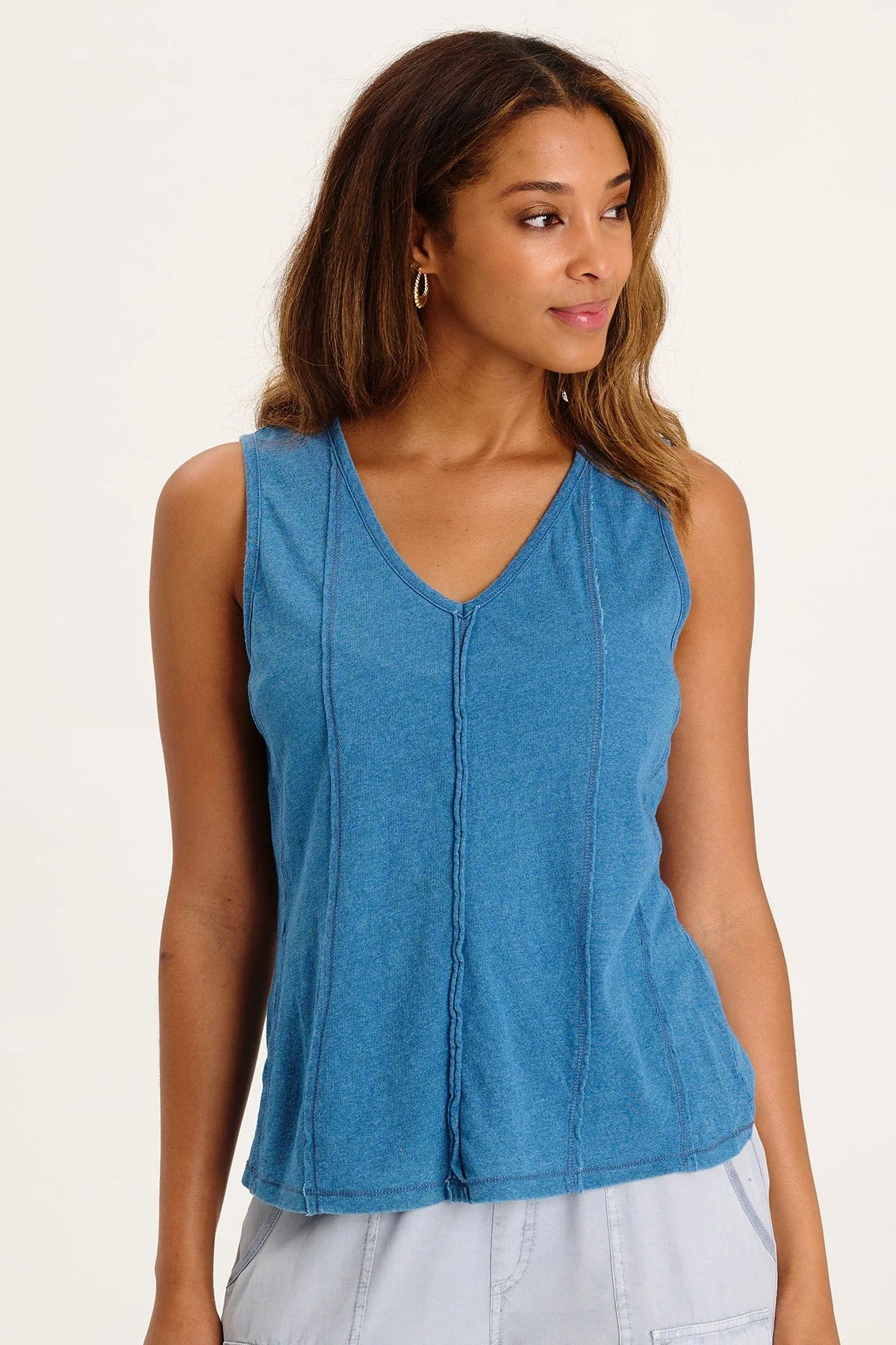 Pasha Tank - Puhuasuan