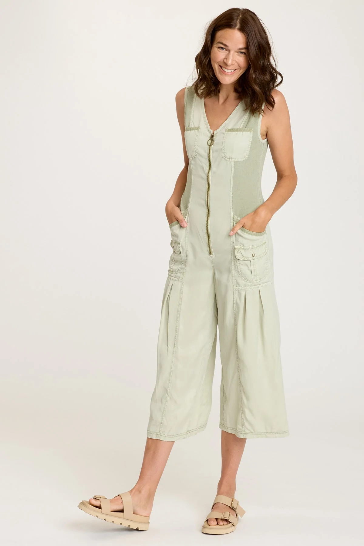 Macgowan Crop Jumpsuit - Puhuasuan