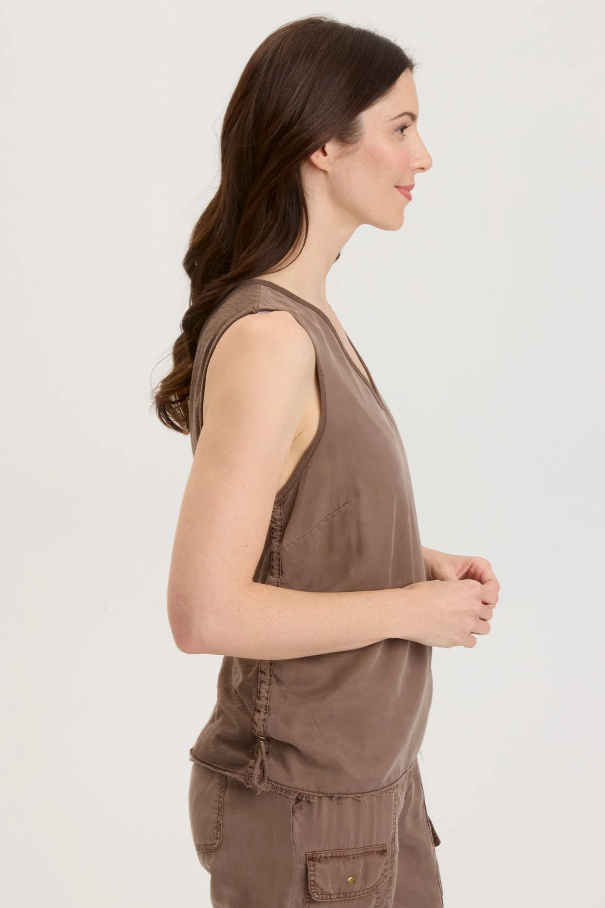 Ileana Tank - Puhuasuan