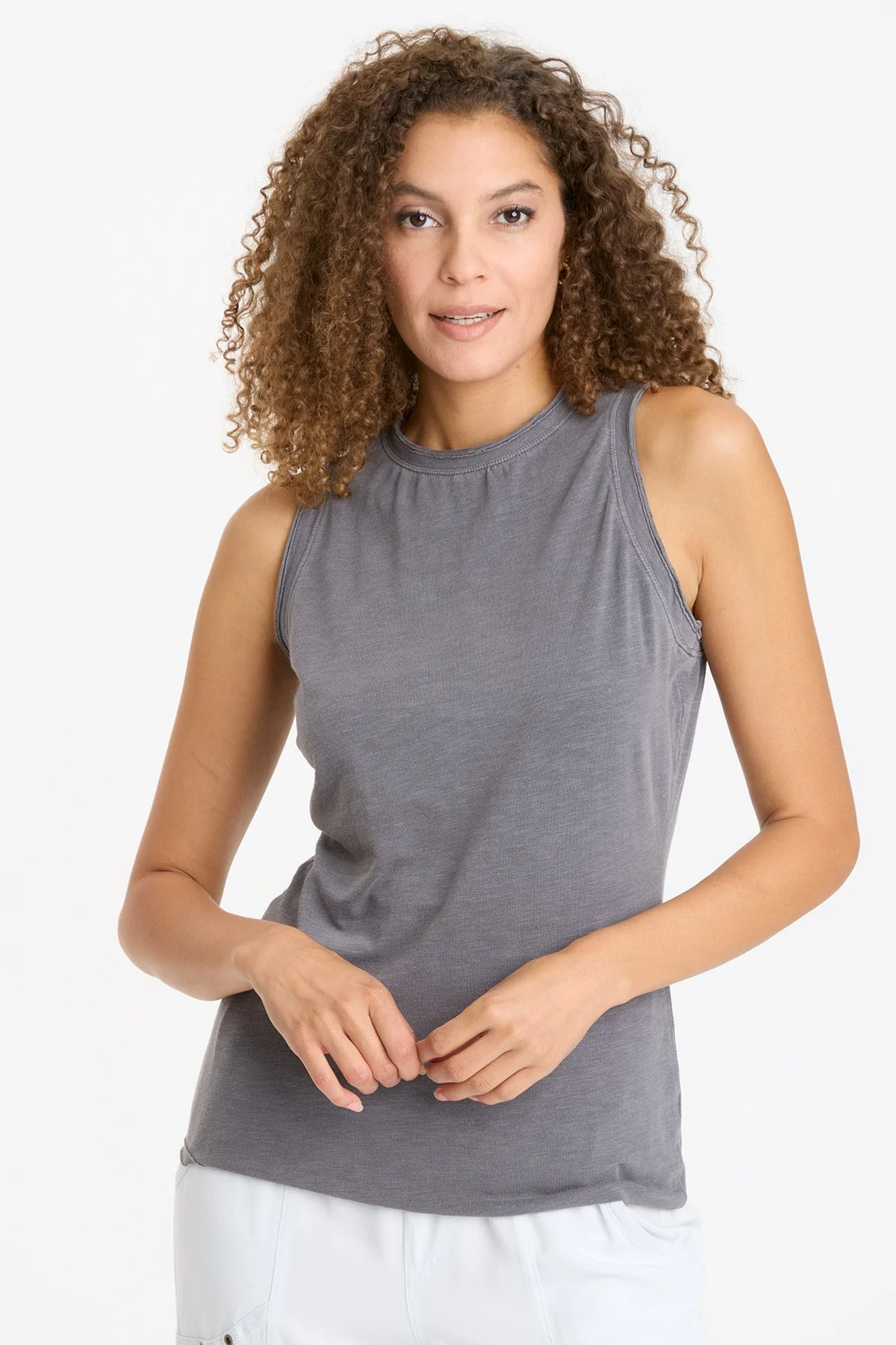 Tasha Tank - Puhuasuan