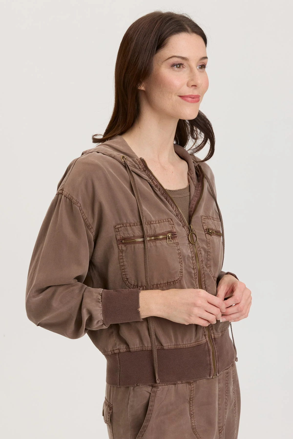 Karney Distressed Bomber - Puhuasuan