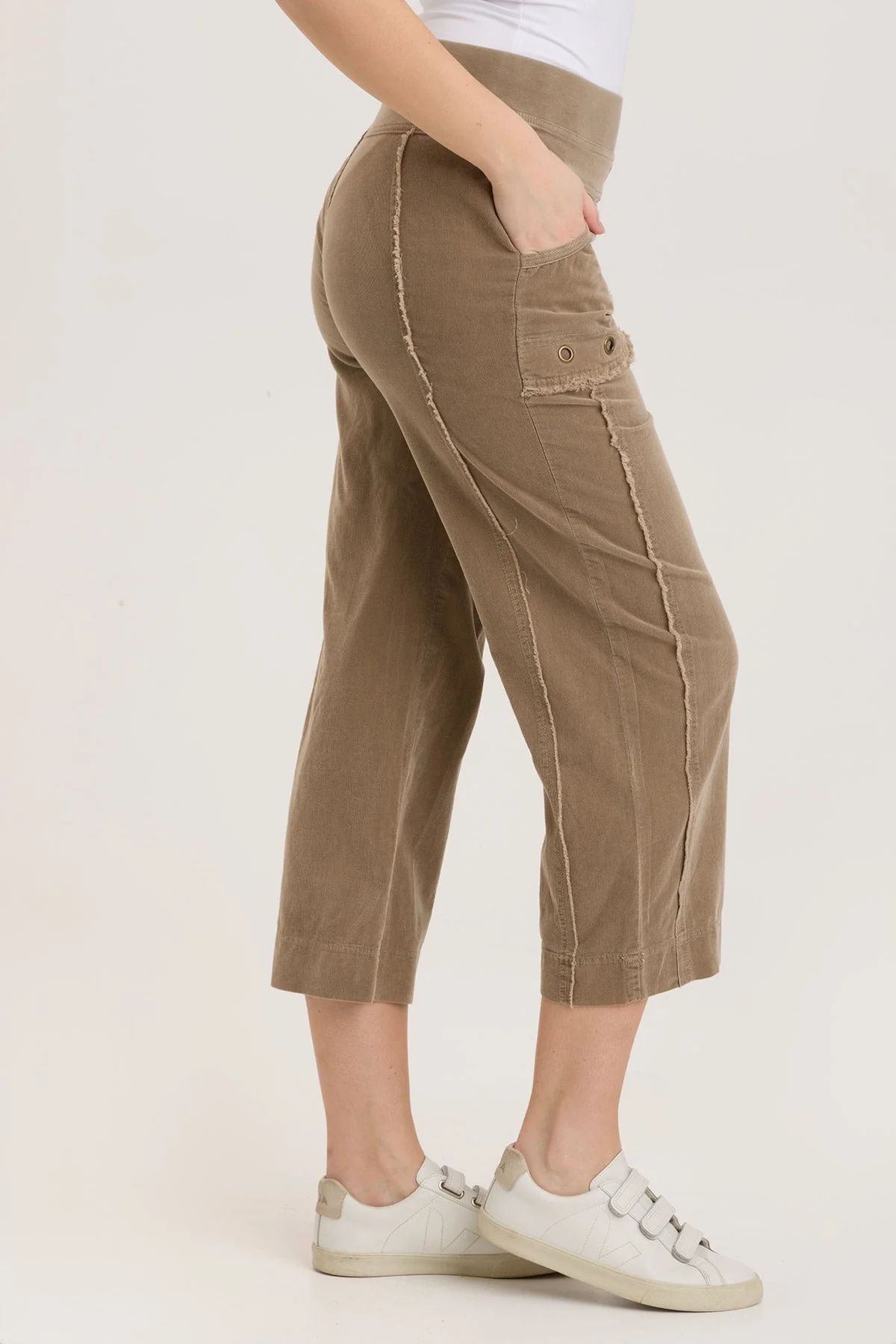 Cord Trumble Crop - Puhuasuan