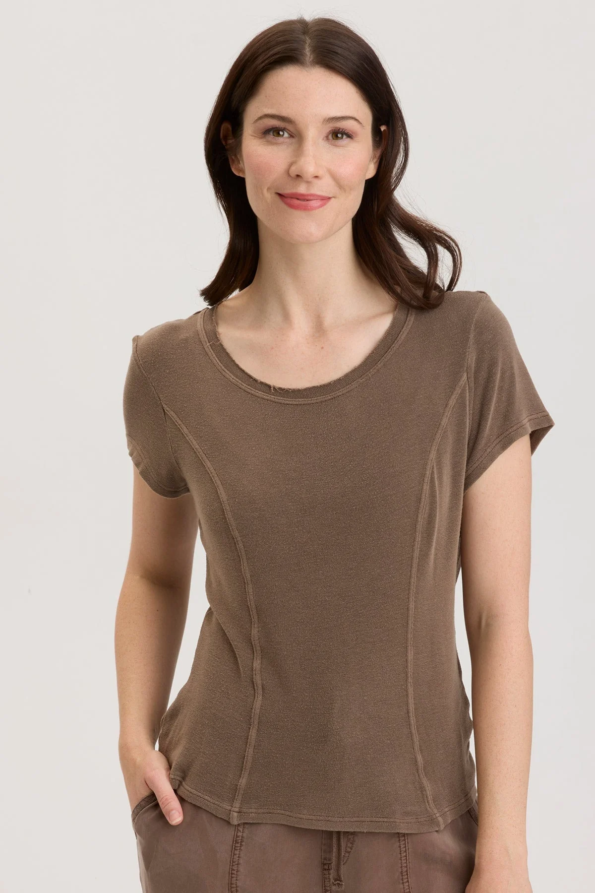 Basye Tee - Puhuasuan