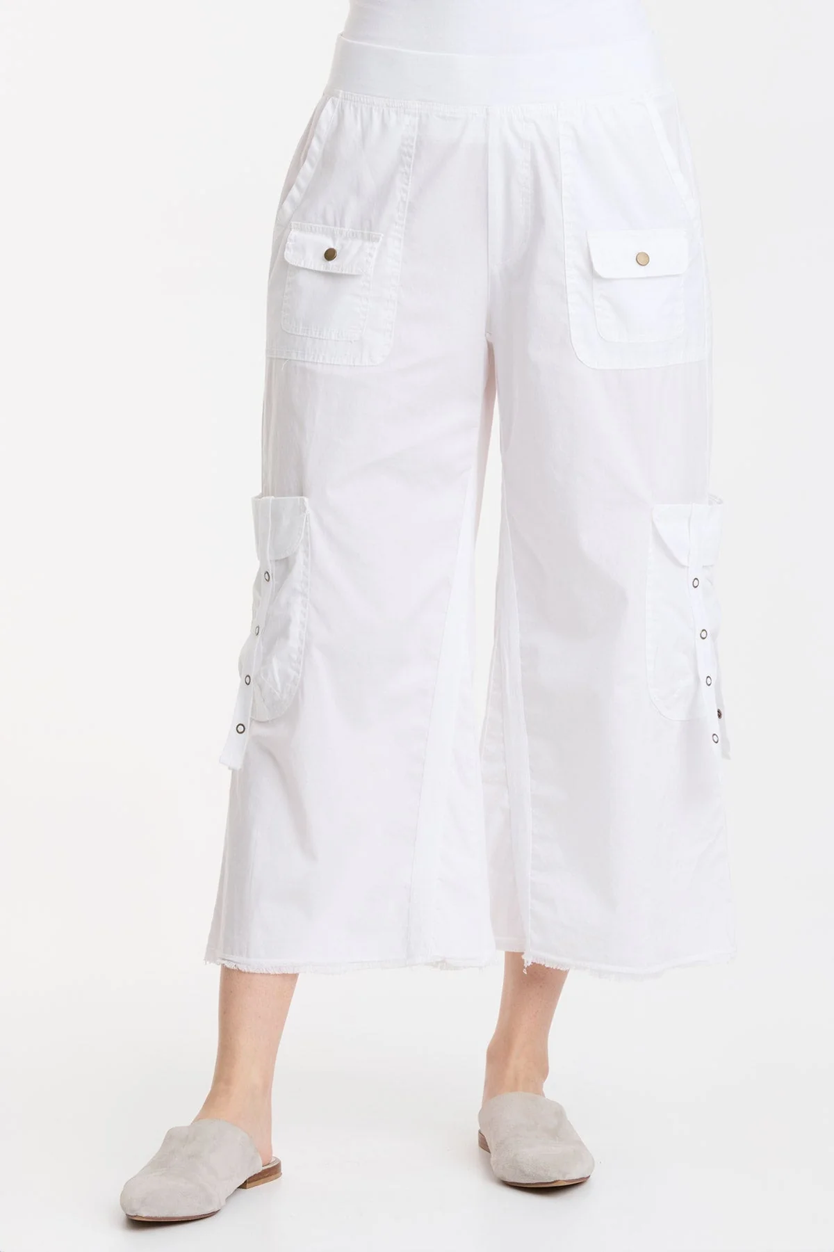 Femke Cargo Crop - Puhuasuan