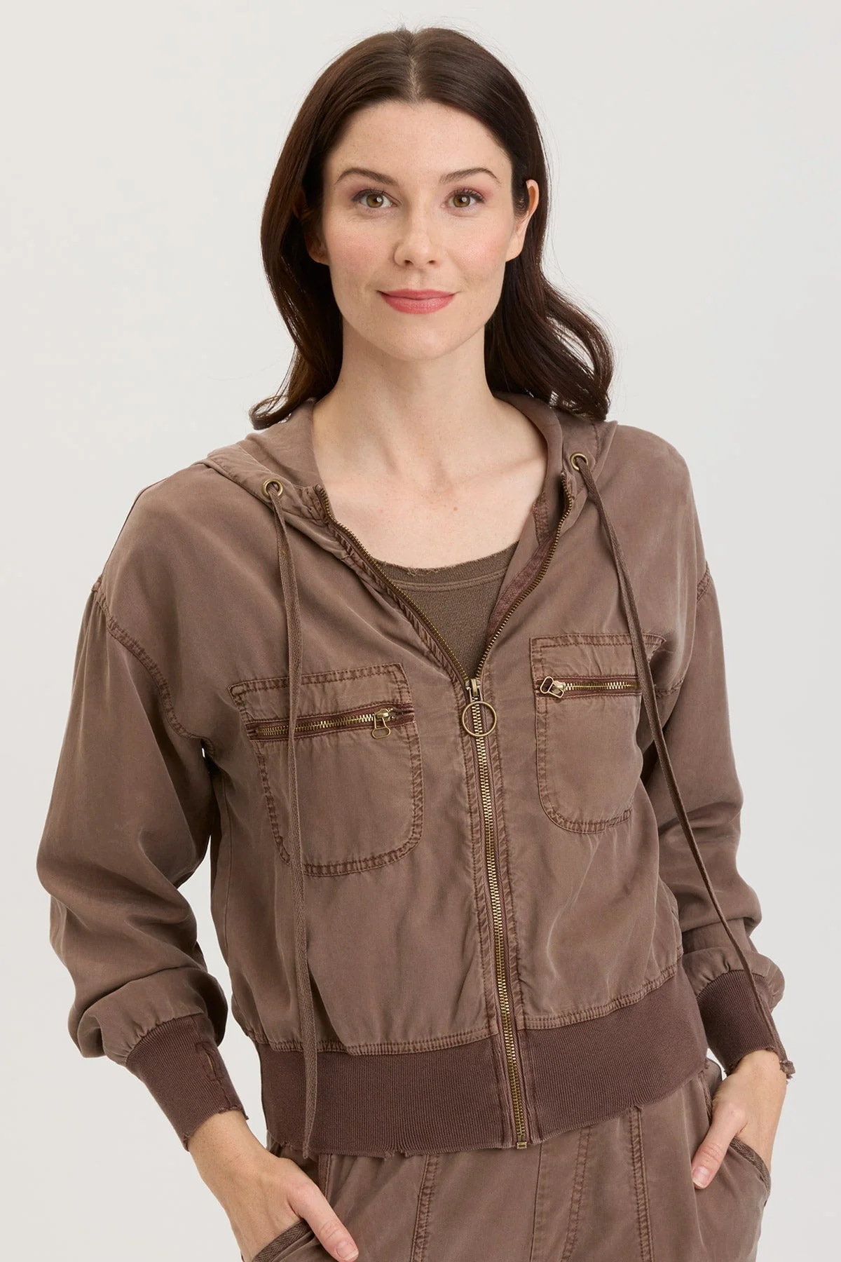 Karney Distressed Bomber - Puhuasuan