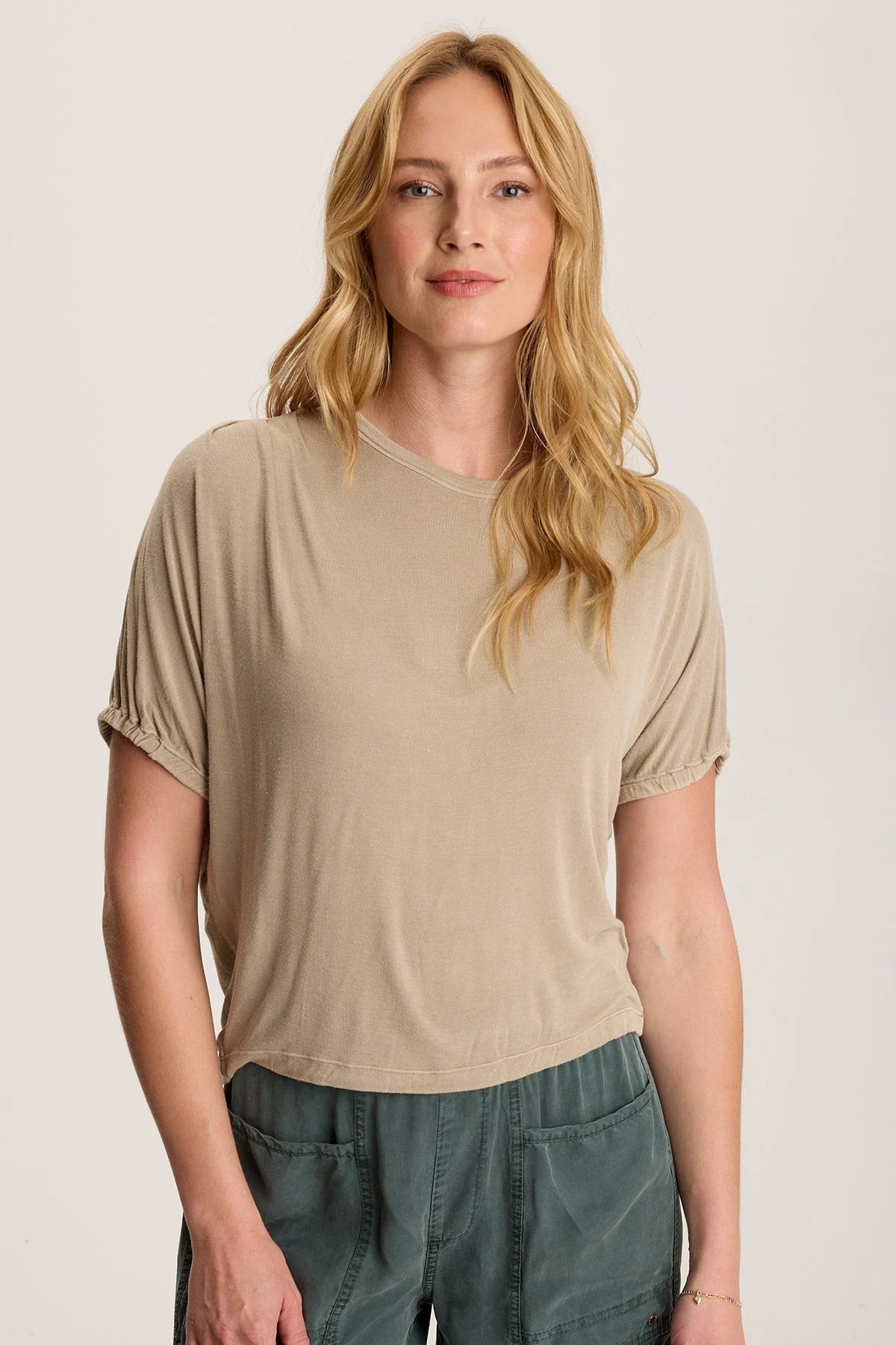 Valensi Soft Jersey Banded Sleeve Tee - Puhuasuan