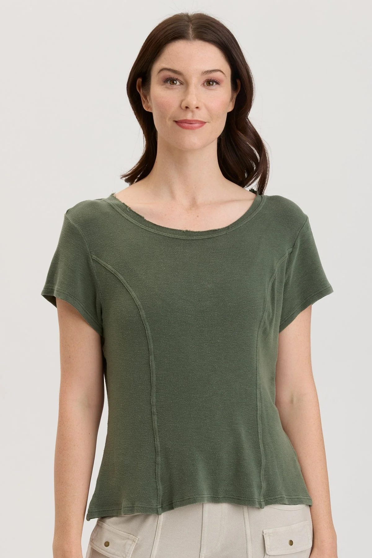 Basye Tee - Puhuasuan