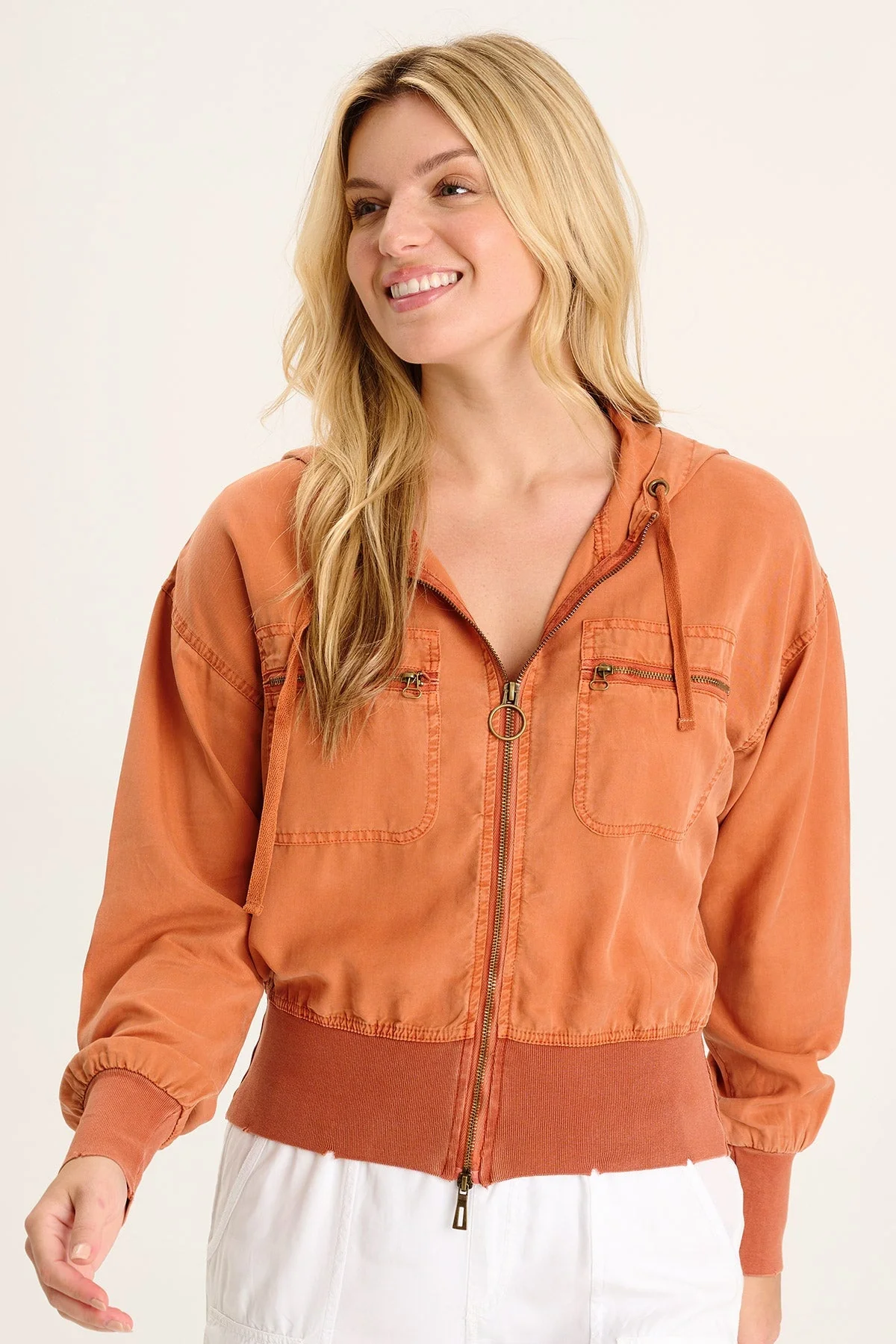 Karney Distressed Bomber - Puhuasuan