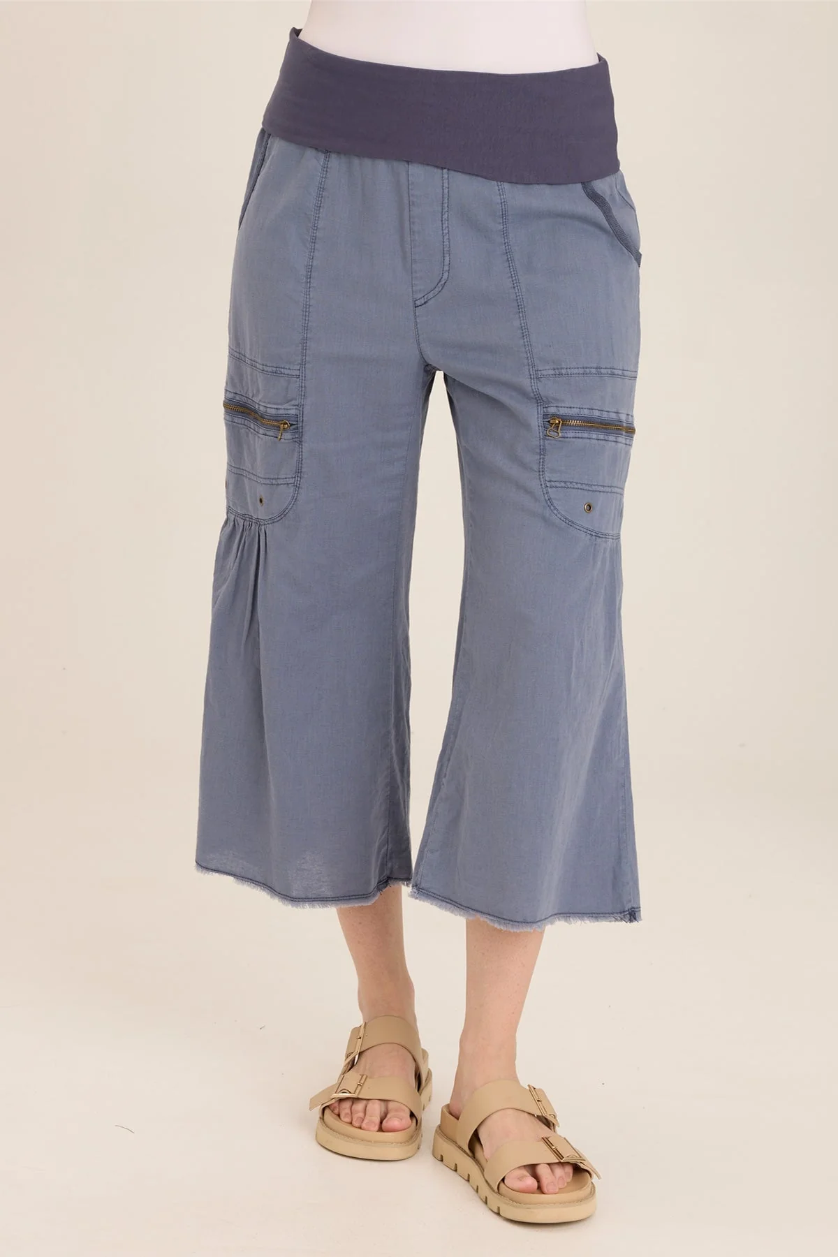 Pasqual Cotton Linen Flowy Cargo Crop - Puhuasuan