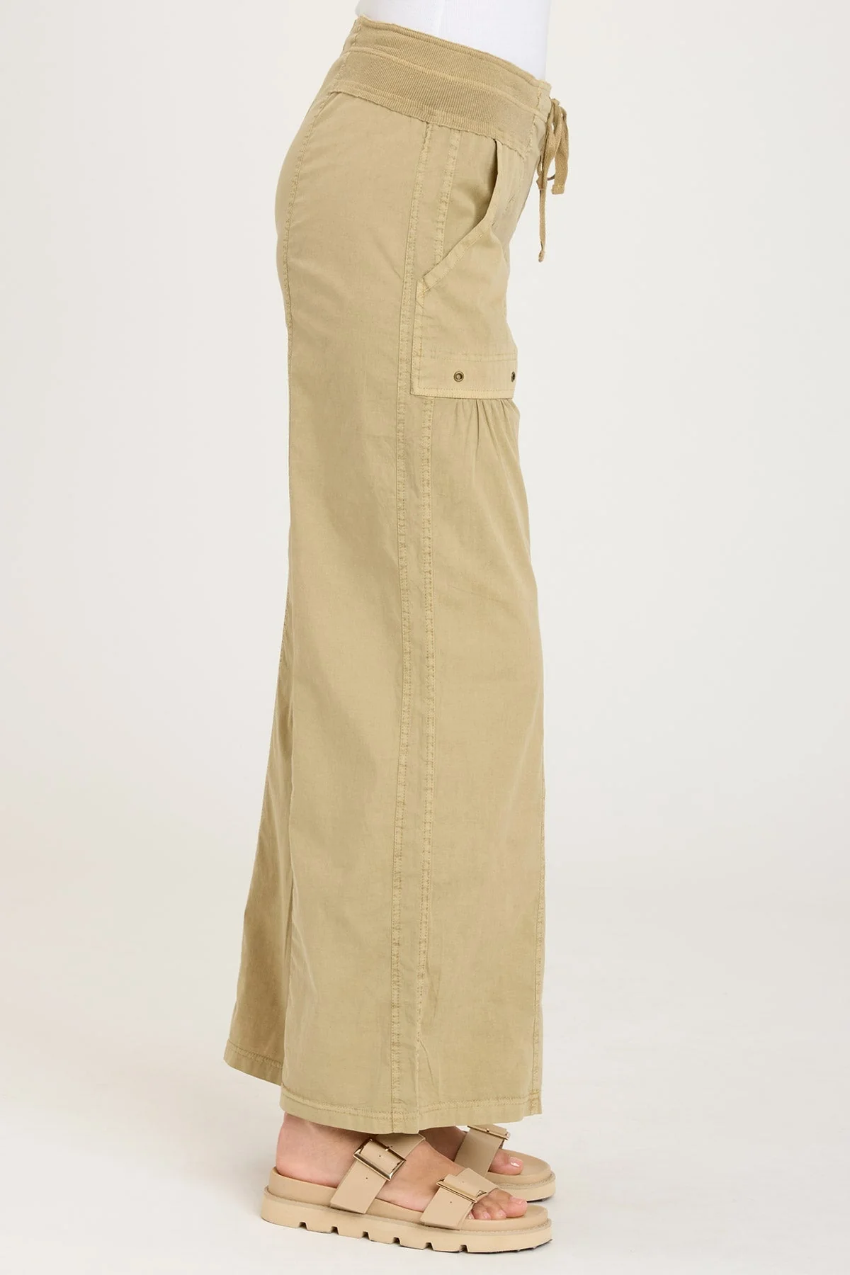 Nisha Wide Leg - Puhuasuan